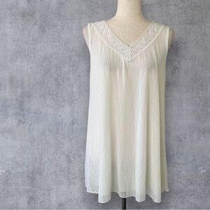 Ethyl white sleeveless lace-trim V-neck blouse